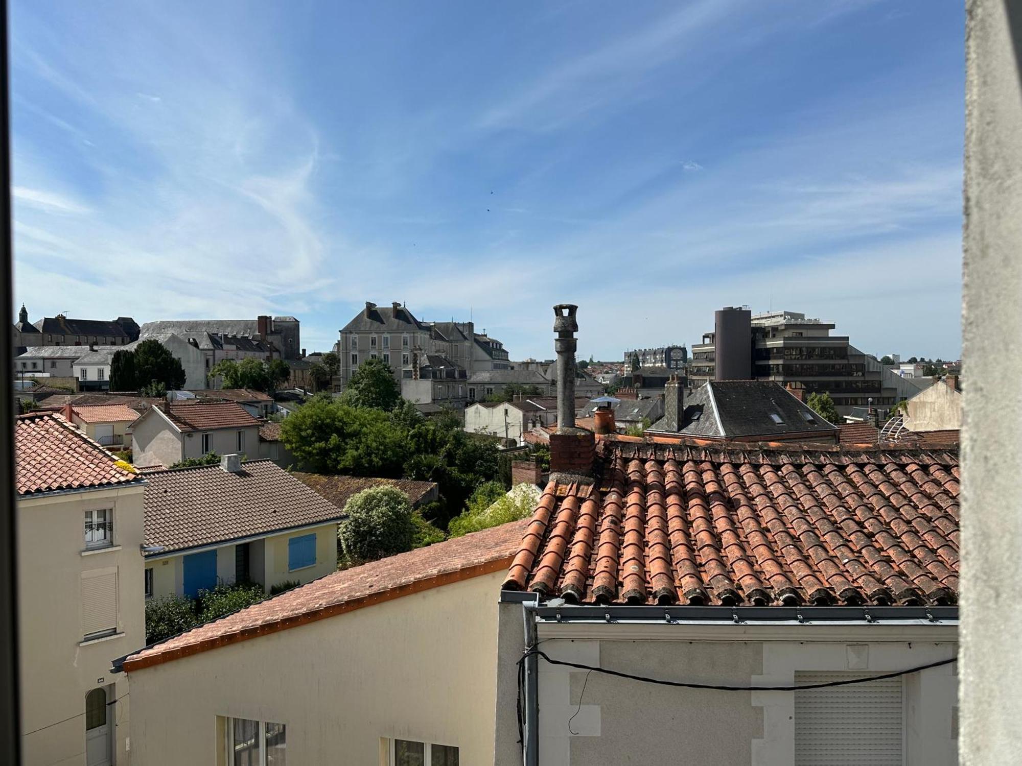 Appartement Cosy En Centre Ville Cholet Extérieur photo